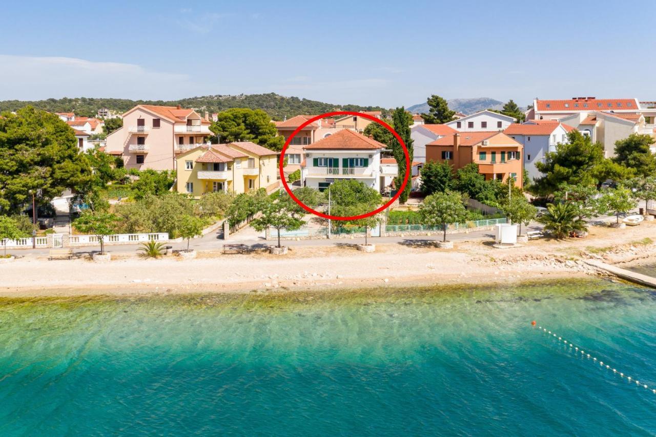 Family Friendly Seaside Apartments Brodarica, Sibenik - 4833 Бродарица Экстерьер фото