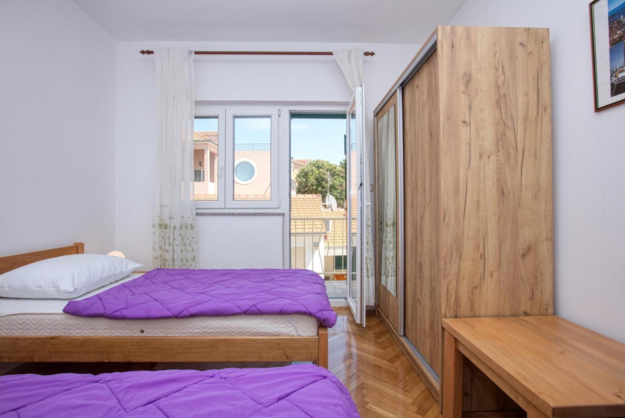 Family Friendly Seaside Apartments Brodarica, Sibenik - 4833 Бродарица Номер фото